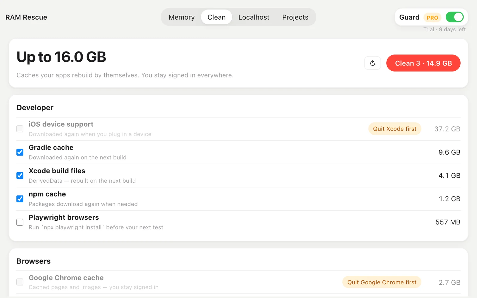 Clean tab: iOS device support, Gradle, Xcode build files, npm and Playwright caches with their sizes, a Clean button, and Chrome waiting to be closed first